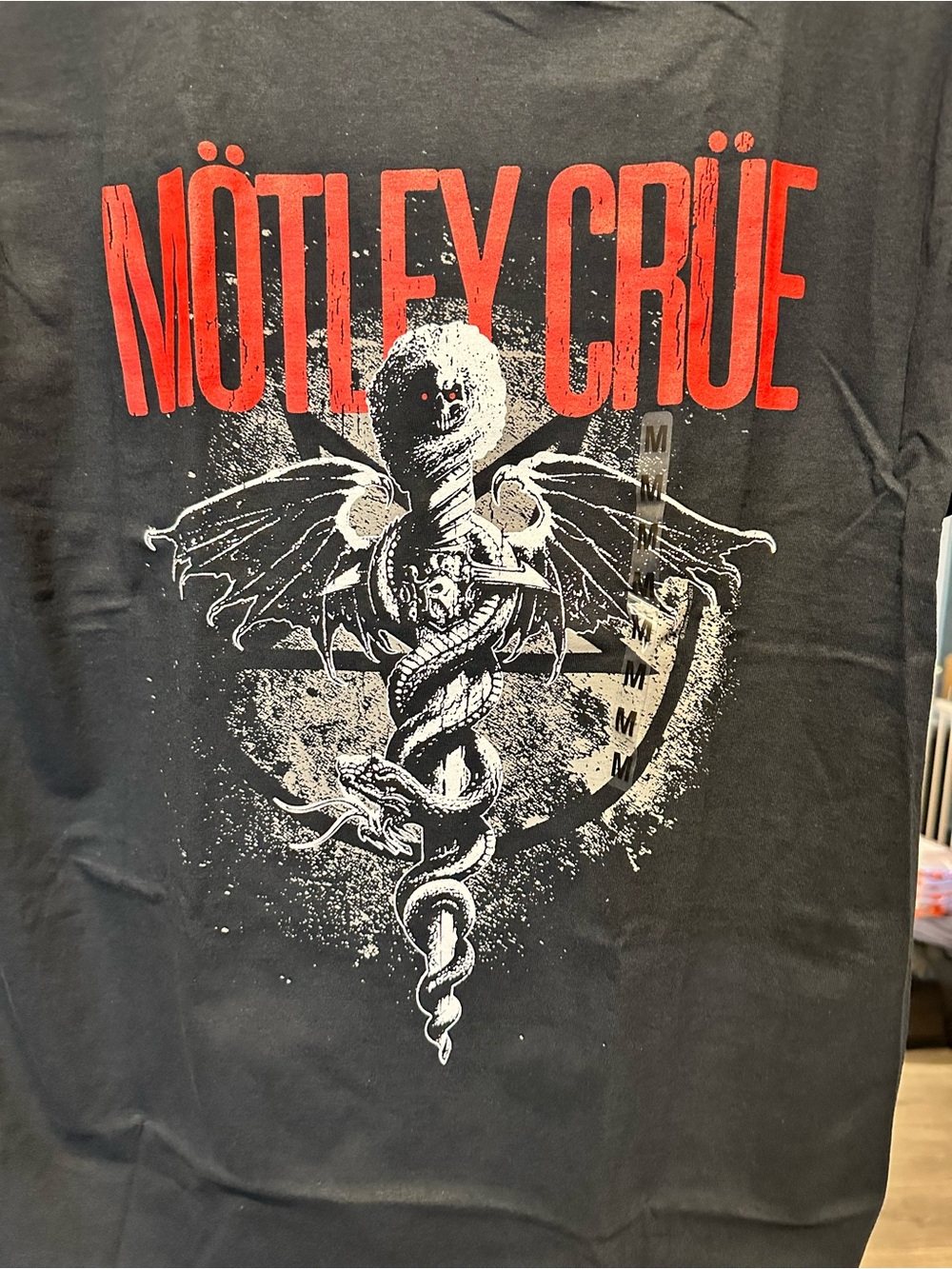 NWOT Unisex Black Short Sleeve Motley Crue Band Graphic Tee Shirt - Size M - Picture 5 of 8